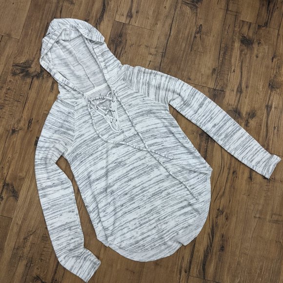 American Eagle Soft & Sexy Gray Sweatshirt - Picture 2 of 4